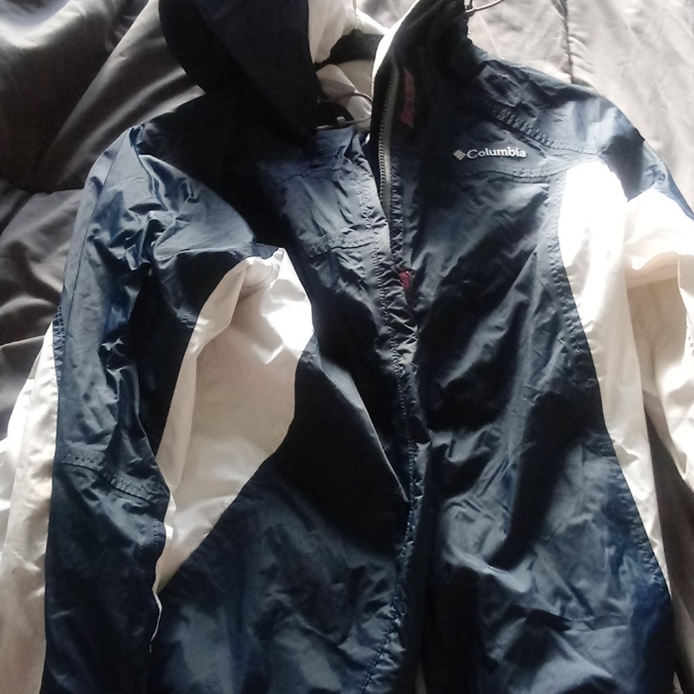 Colunbia zip up